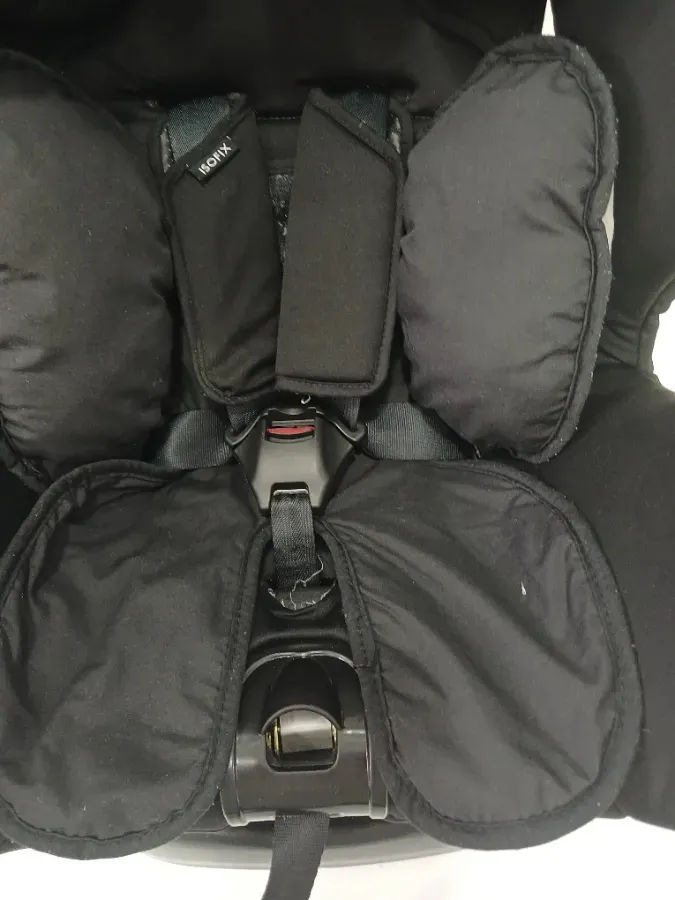 Não acompanha o protetores de cintos Não acompanha o protetores de cintos